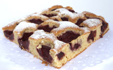 PLUM CAKE